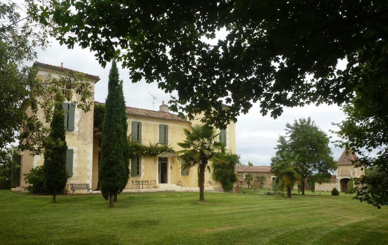 Domaine D'Entudelle Bed & Breakfast Lussan  Екстериор снимка